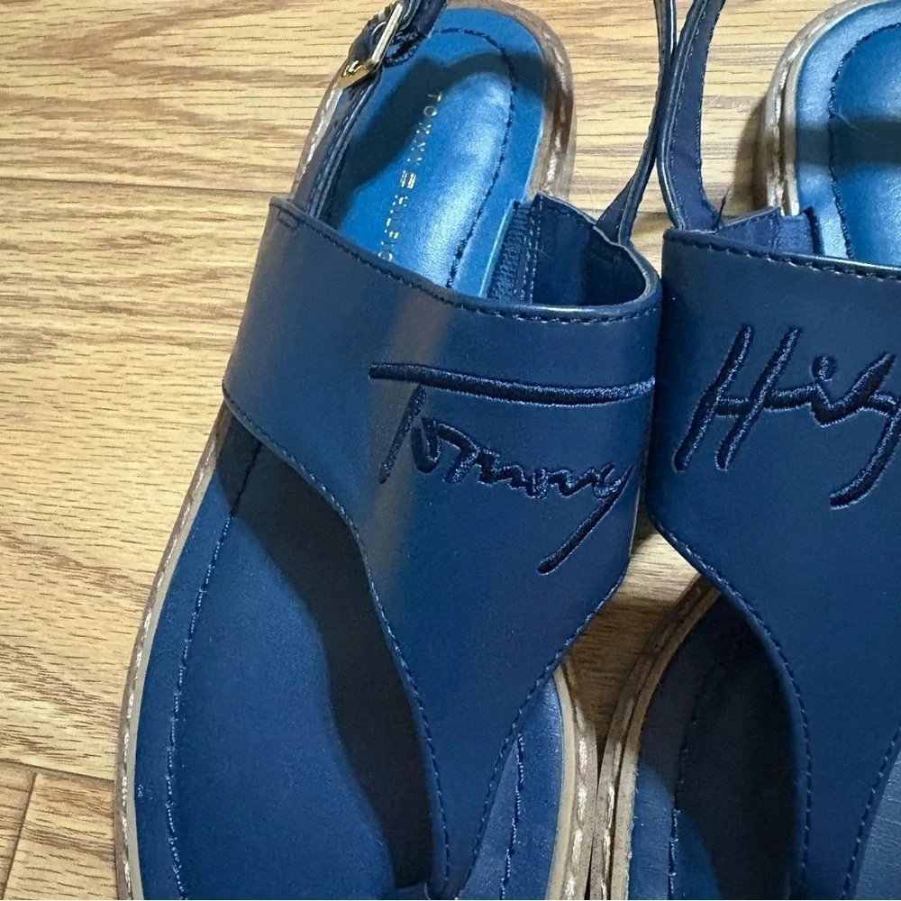 Tommy Hilfiger Sandals 7.5